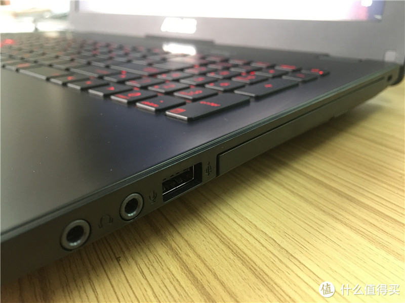 ASUS 华硕 “小ROG”本 ZX50VW6700