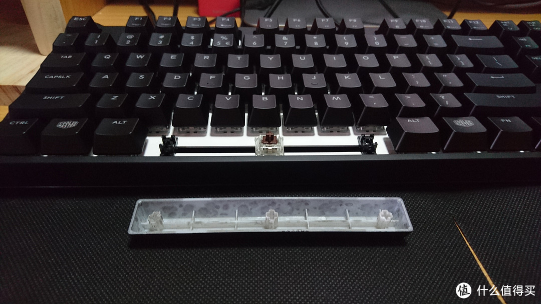 酷冷至尊 MasterKeys PRO L 茶轴