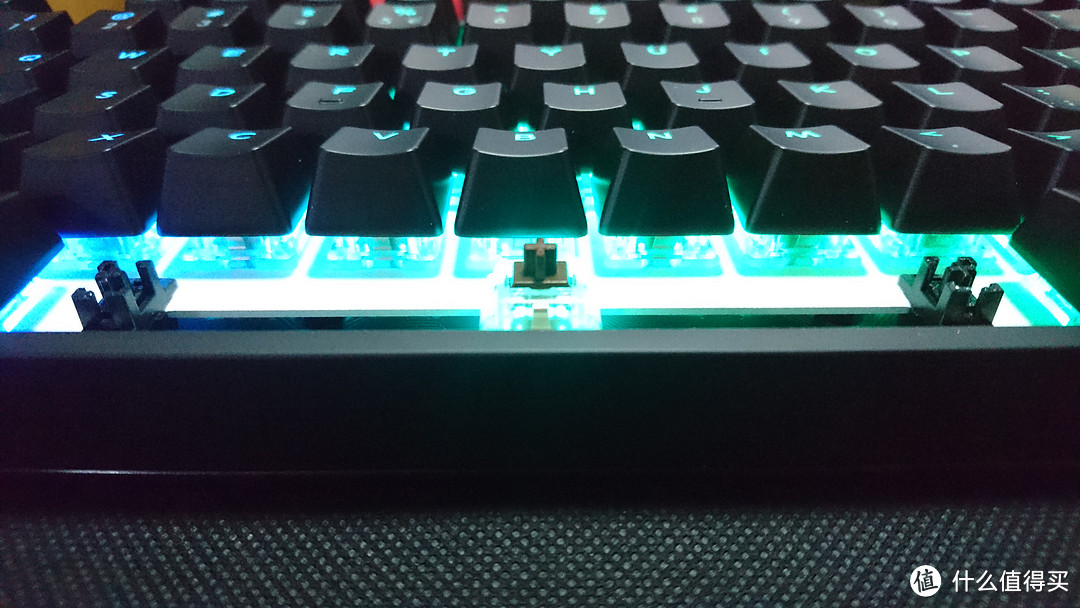 酷冷至尊 MasterKeys PRO L 茶轴