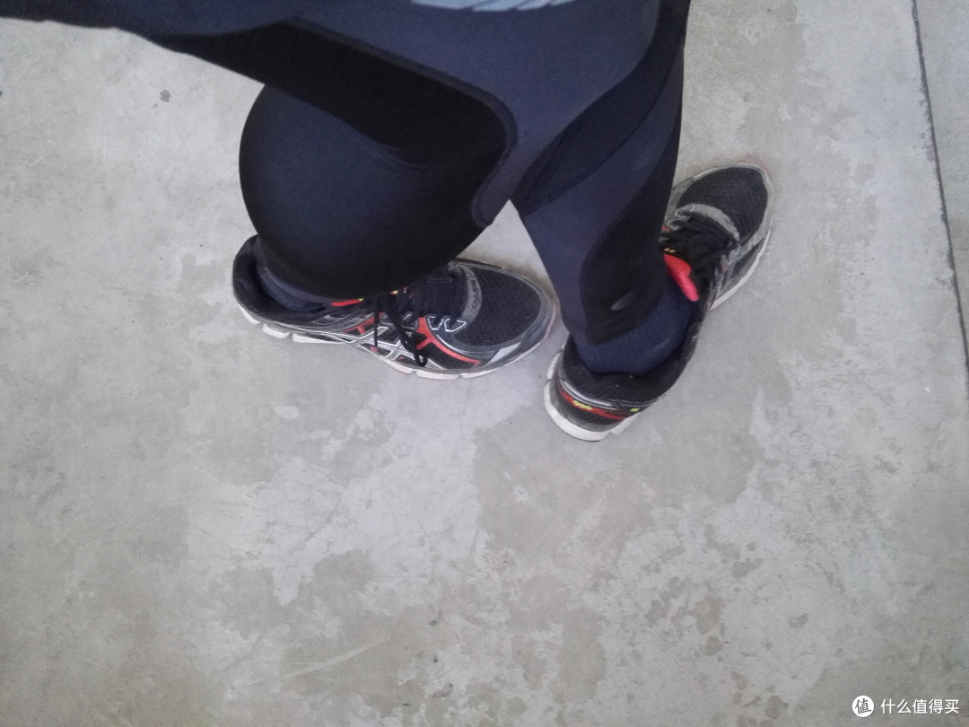 跑步途中的划时代海淘—迟到一年的ASICS 亚瑟士 GT2000评测