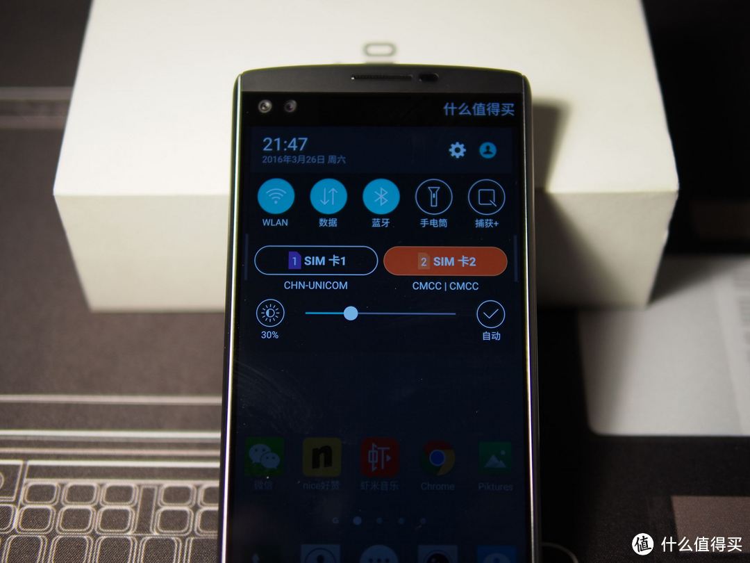 #首晒# V or G，谁才是LG的真旗舰？LG V10 双屏手机 开箱