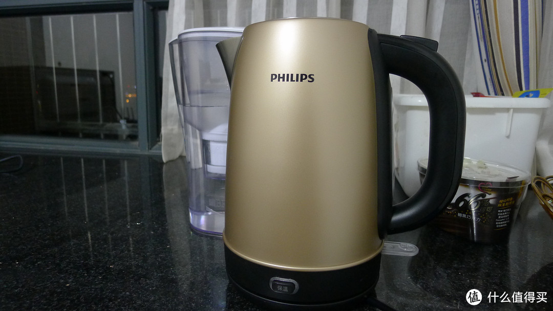 高颜值热水壶晒单——PHILIPS 飞利浦 304不锈钢1.7升电水壶HD9330/50（土豪金版）