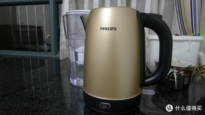 高颜值热水壶晒单——PHILIPS 飞利浦 304不锈钢1.7升电水壶HD9330/50（土豪金版）