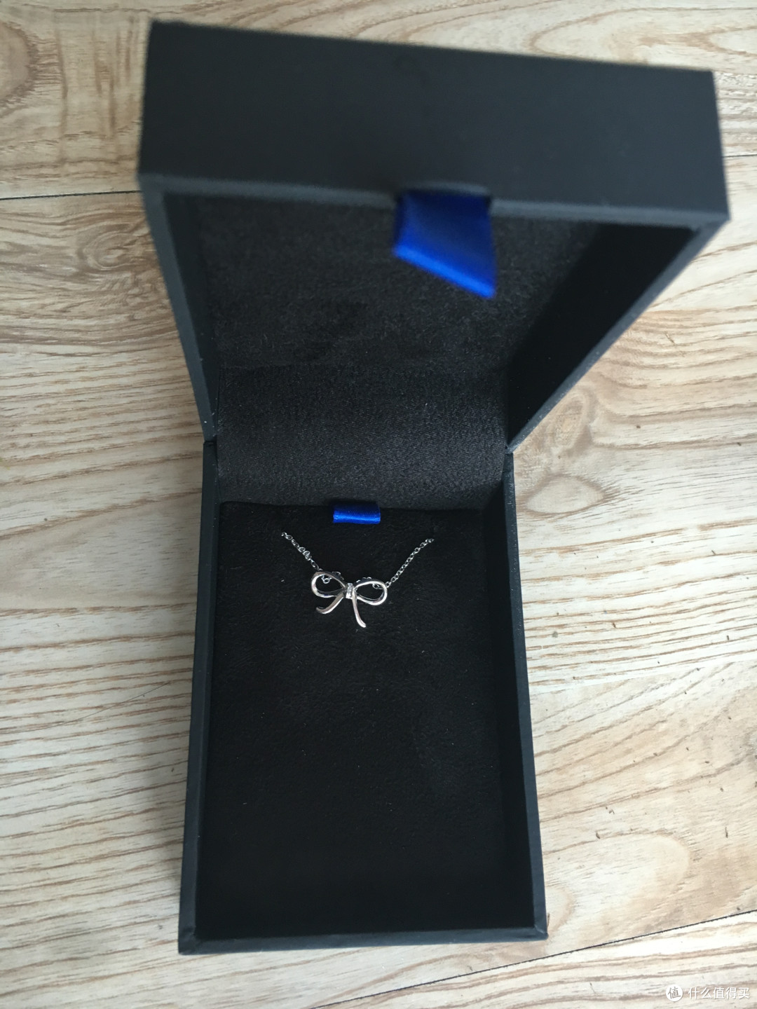 美亚购蝴蝶结银质项链 — Sterling Silver and Diamond Bow Pendant Necklace, 18"