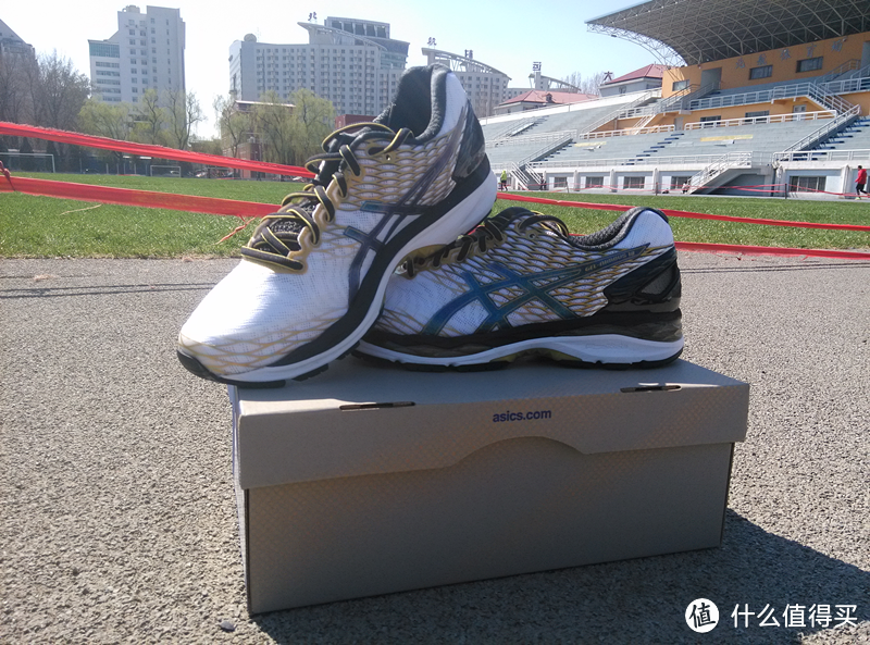 鞋到了，脚崴了：ASICS 亚瑟士 Gel-Nimbus18 愉快而伤心的海淘经历