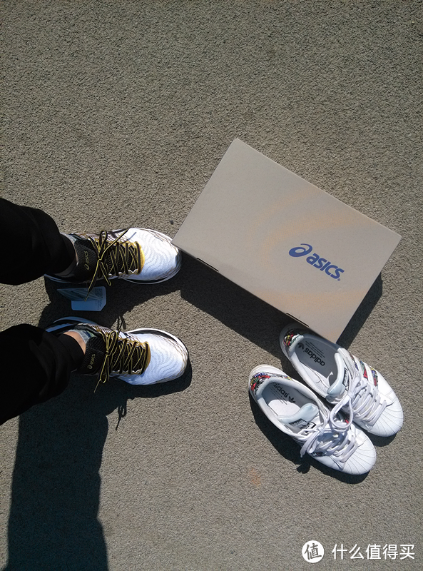 鞋到了,脚崴了:ASICS 亚瑟士 Gel-Nimbus18 愉快而伤心的海淘经历
