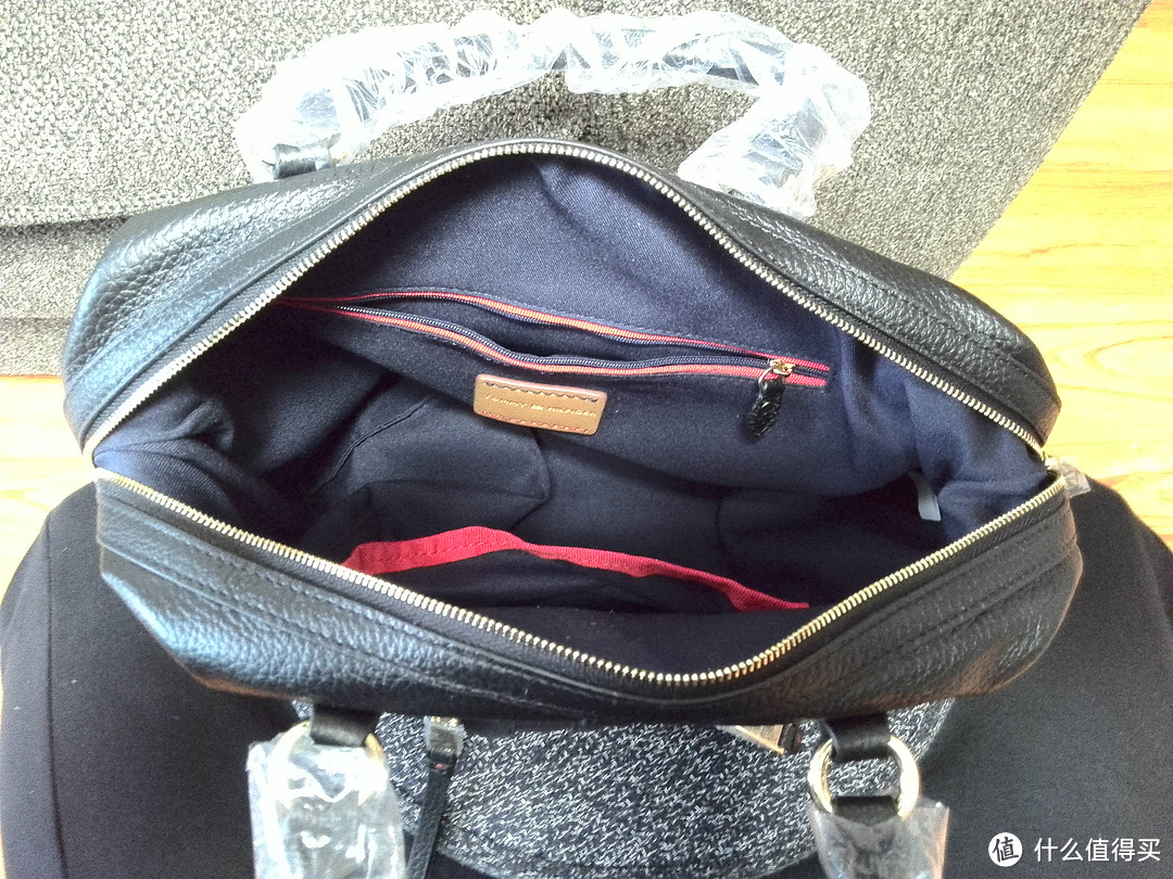 Tommy Hilfiger 汤米·希尔费格 Zip Satchel 手提包