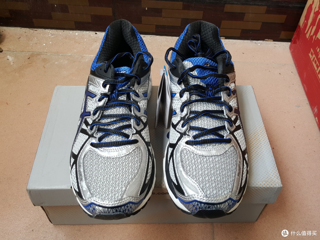 ASICS 亚瑟士 GEL-KAYANO 21 男款支撑跑鞋开箱（附与energy boost对比）