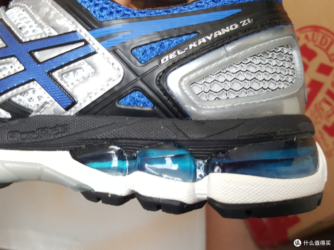 ASICS 亚瑟士 GEL-KAYANO 21 男款支撑跑鞋开箱（附与energy boost对比）