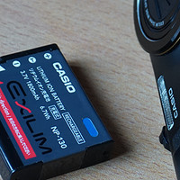 当备用don\'t work时候的备用神器： CASIO 卡西欧 Exilim ZR100 卡片相机