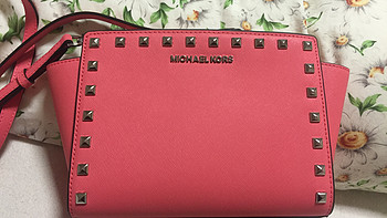 MICHAEL KORS Selma Medium Stud 铆钉款手提包小晒