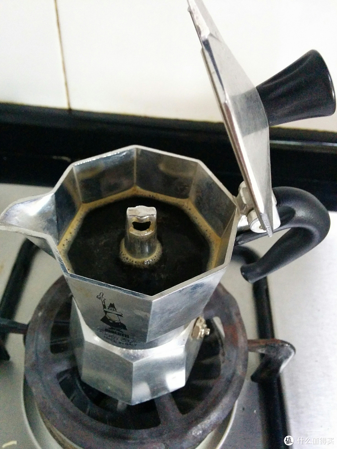 BIALETTI 4人杯双阀门摩卡壶开箱试用