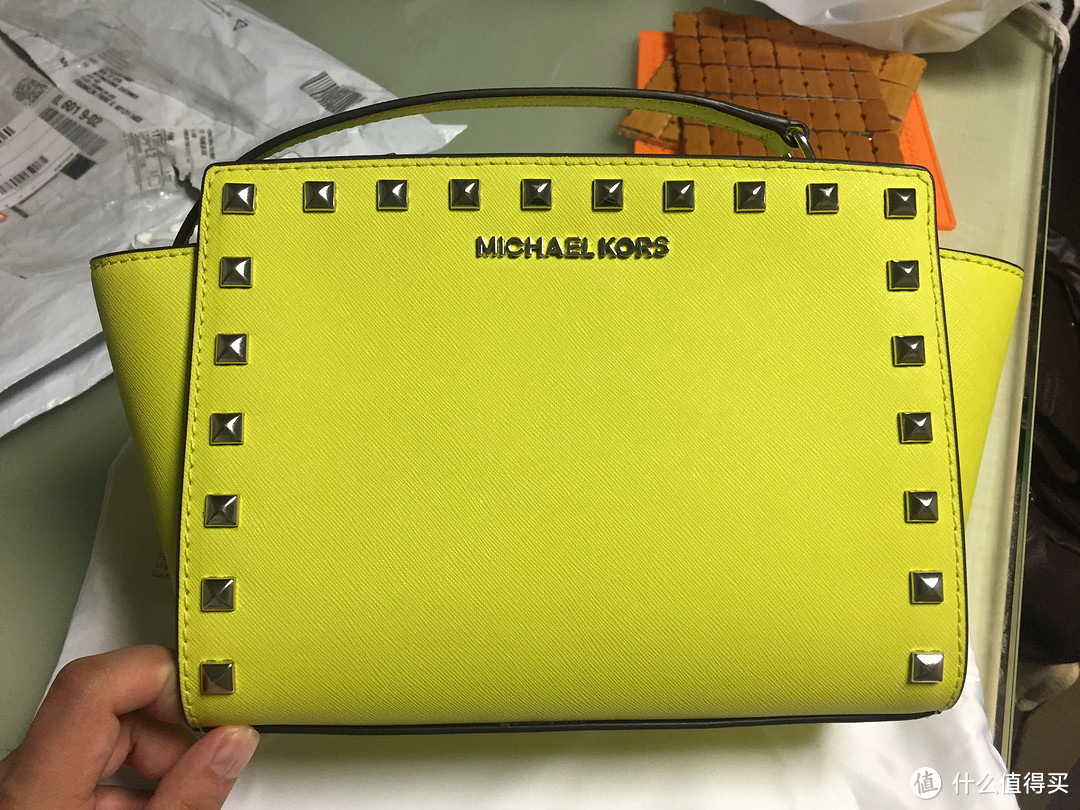 MICHAEL KORS Selma Medium Stud 铆钉款手提包小晒