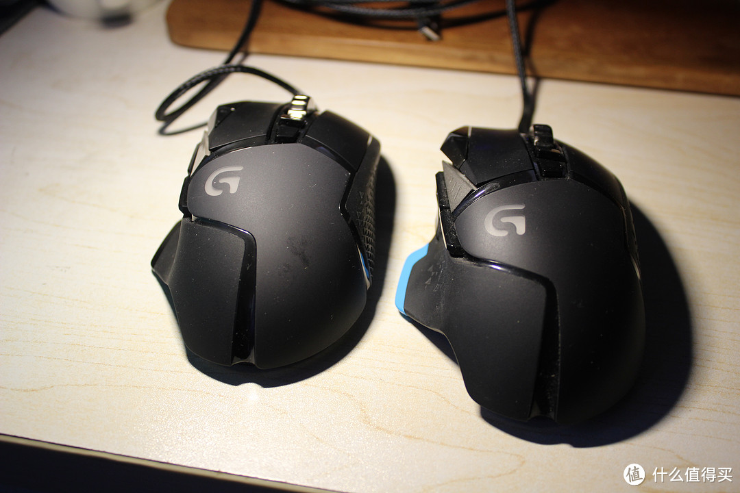 RGB将要一统外设——Logitech 罗技 G502 自适应游戏鼠标RGB版开箱（对比普通版G502）