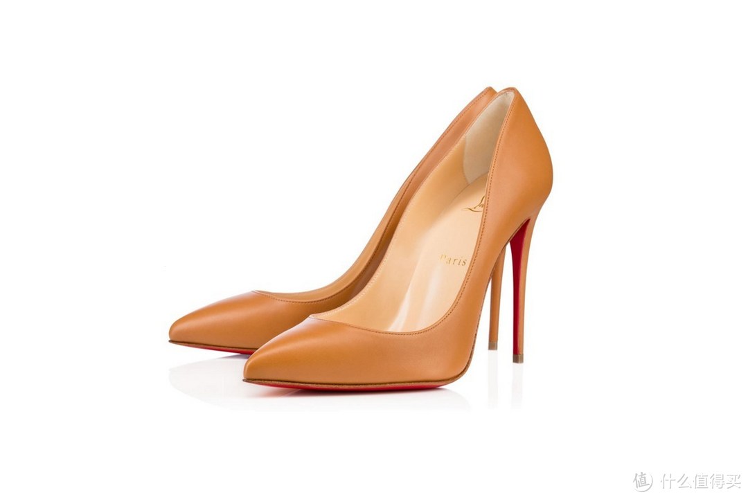 与肤色融为一体：CHRISTIAN LOUBOUTIN 推出 Nude Collection 系列鞋款