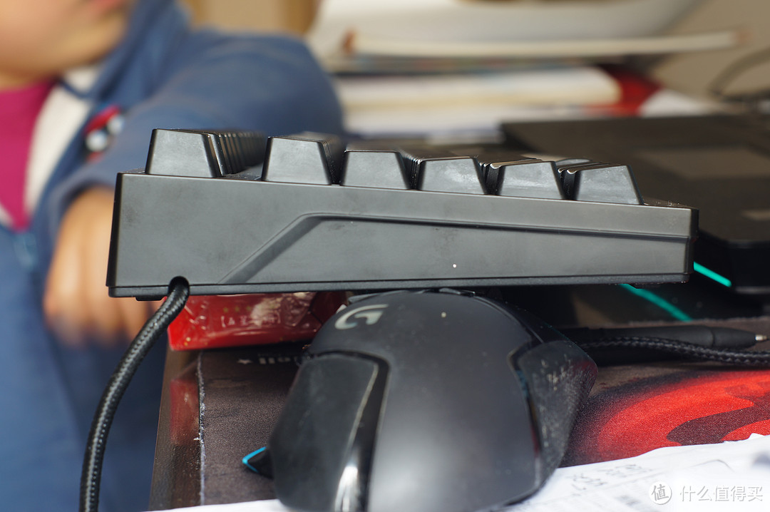 需求决定选择：CoolerMaster 酷冷至尊 烈焰枪竞技版92键红轴机械键盘