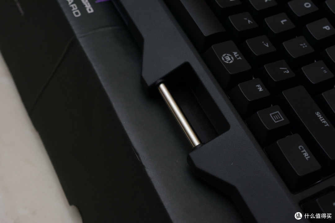 初尝cherry黑轴,雷蛇气质的映泰瓦罗然开箱