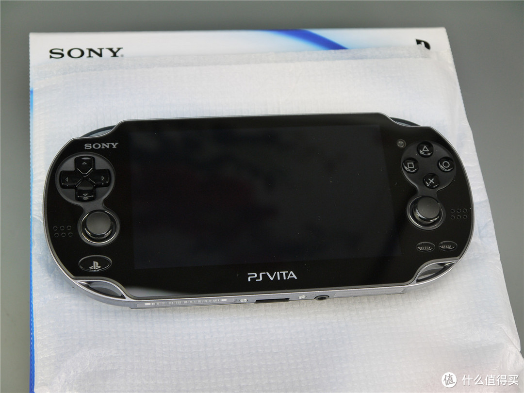 日淘 PlayStation Vita 1000型 3G/Wi-Fi版 掌上游戏机