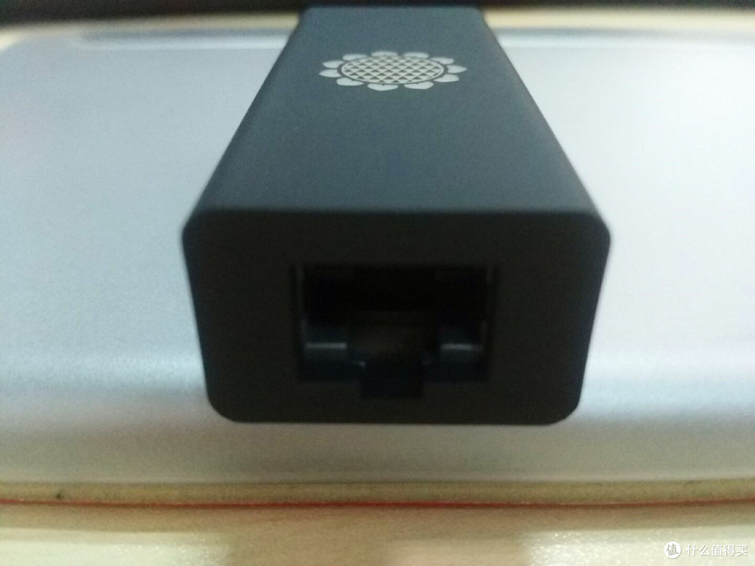让菜鸟也懂在广域网远程开机的玩意儿：向日葵开机棒