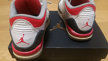 AIR JORDAN 3 kids 童鞋