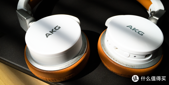 年轻时尚派,AKG Y系列蓝牙耳机小巧蓝牙无线 Y45BT开箱