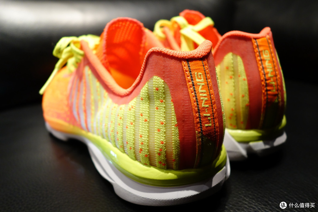 轻到不公平:LI-NING 李宁 超轻13代 跑鞋