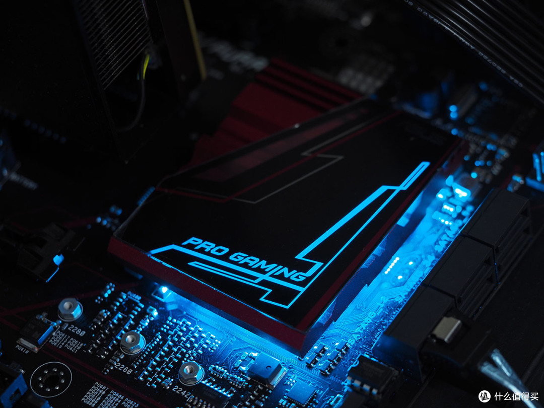 本站首晒# 灯大灯亮灯会闪 — asus 华硕 970 pro gaming 评测 &