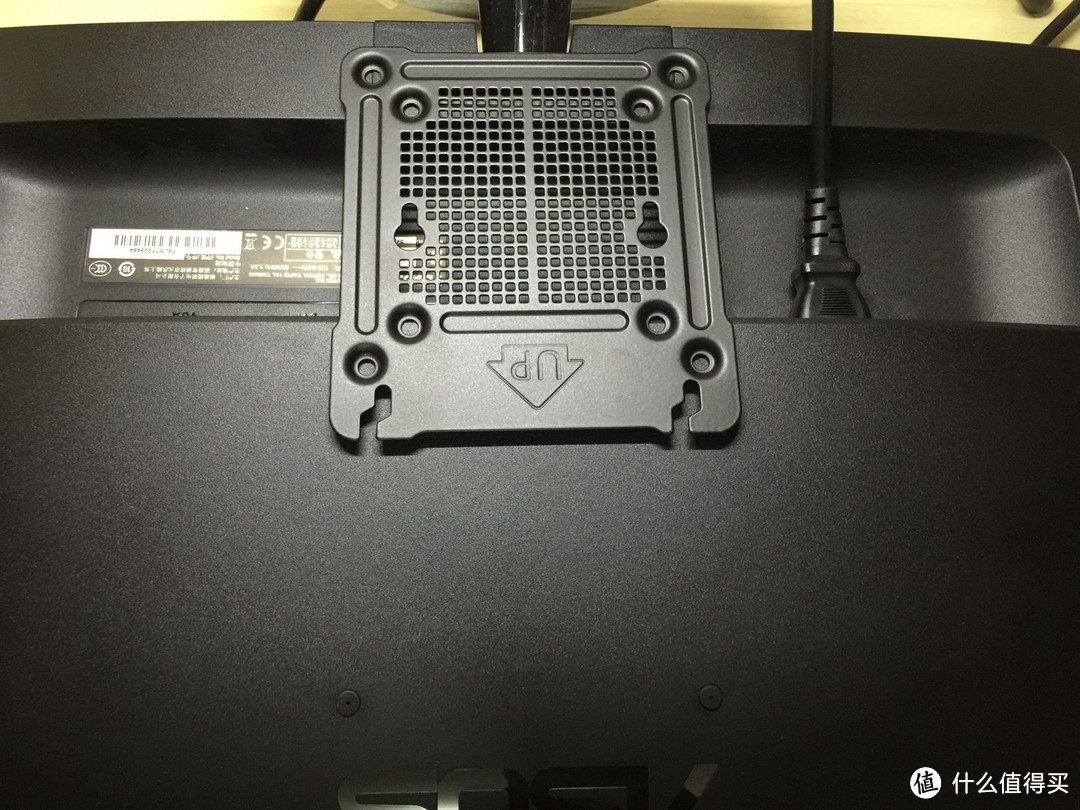 #本站首晒# PC中的老人机 — ASRock 华擎 beebox N3150 超迷你PC套件