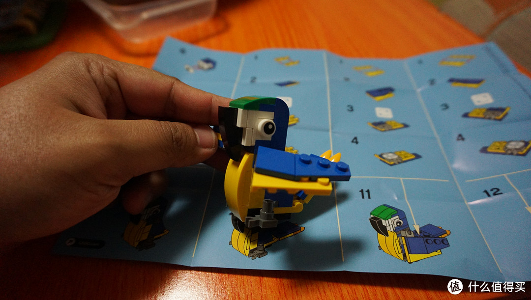 优衣库活动送的 LEGO 乐高玩具