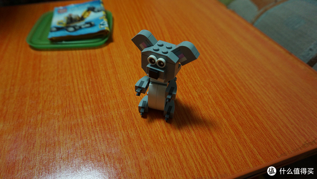 优衣库活动送的 LEGO 乐高玩具