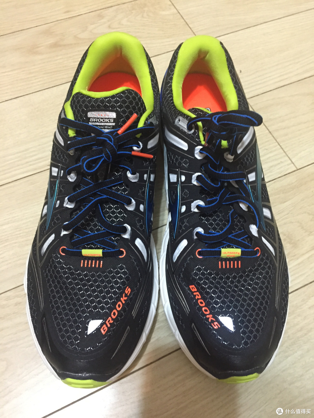 Brooks 布鲁克斯 Transcend 开箱评测及各品牌支撑旗舰跑鞋对比和尺码建议