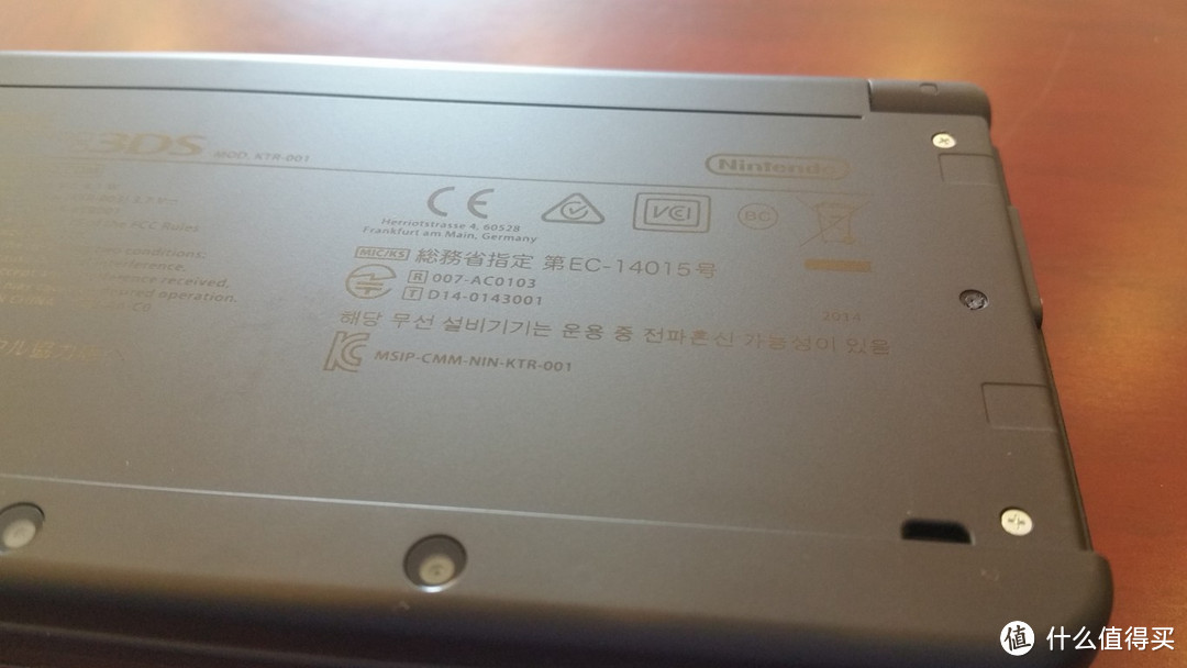 情怀冲个值：Nintendo 任天堂 New 3DS 掌上游戏机 马里奥30周年纪念款