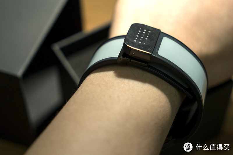 #首晒# 设计终成实物：SONY 索尼 FES WATCH 电子墨水智能手表