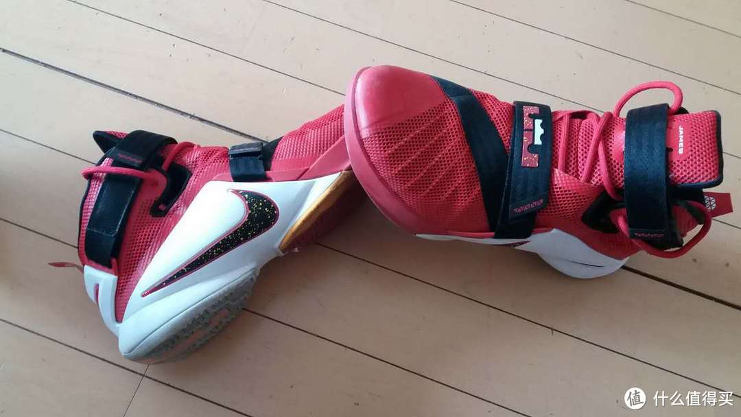 NIKE 耐克 LEBRON SOLDIER IX 篮球鞋