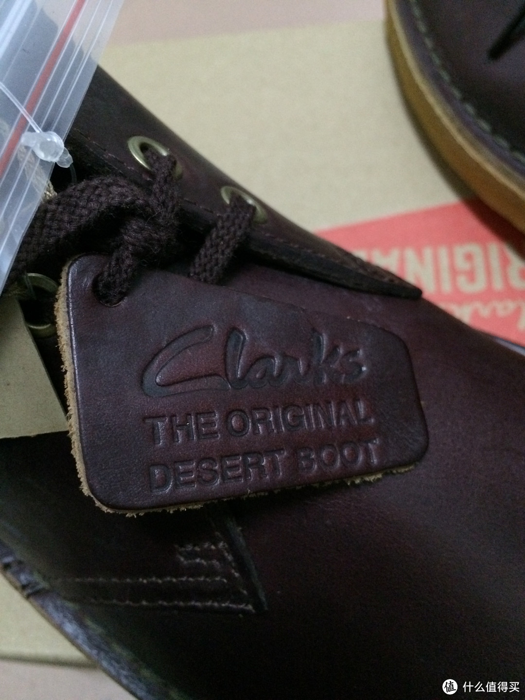 忘不了的那一抹红——Clarks originals X Horween 沙漠靴 简单开箱