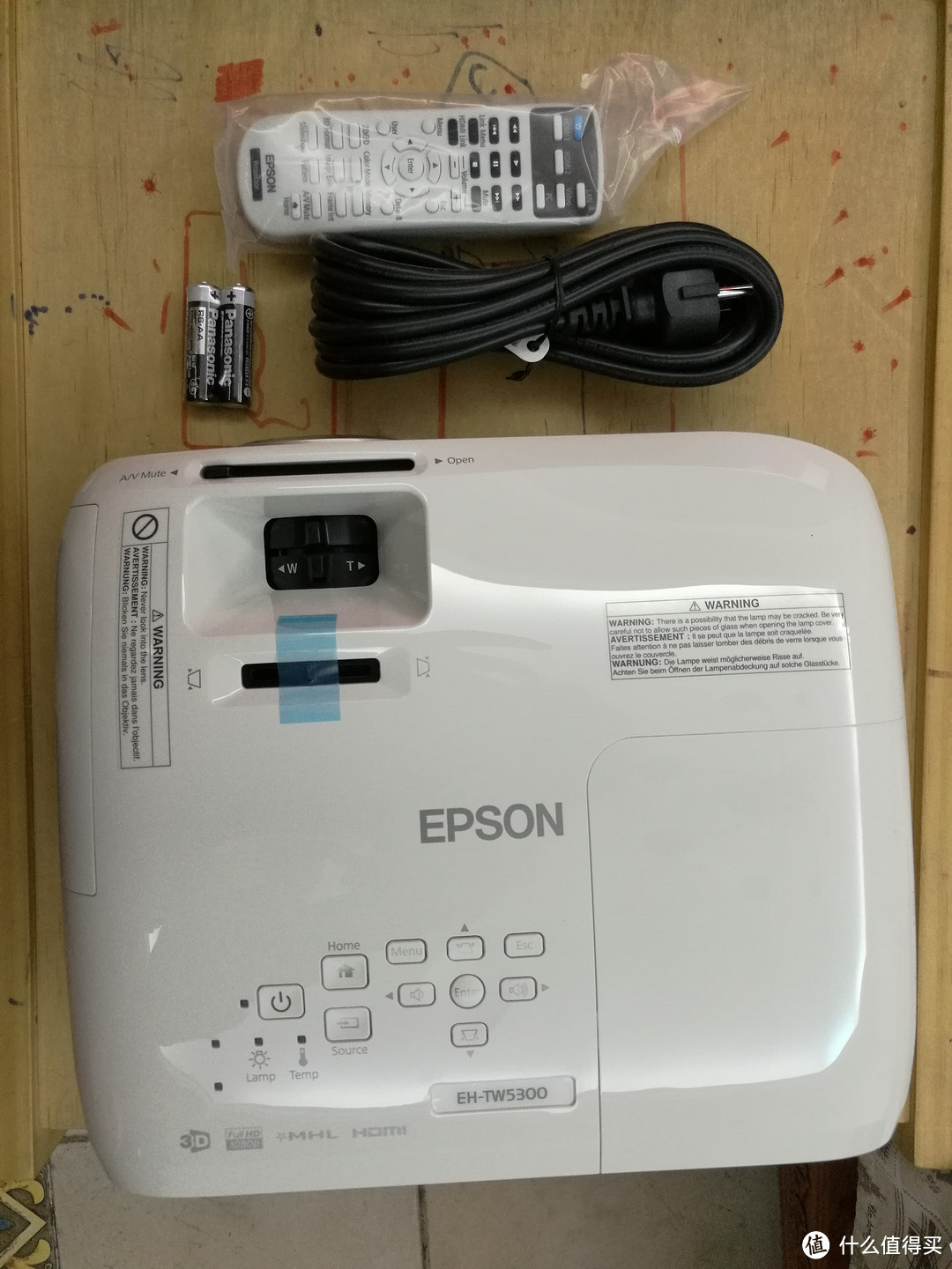 EPSON 爱普生 tw5200 的升级款 tw5300 投影仪 体验，内有福利！