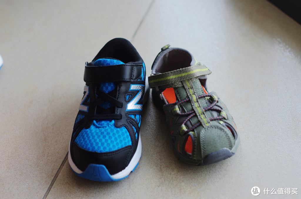 Merrell Kids & New Balance Kids  蜈蚣君儿子新装备 开箱