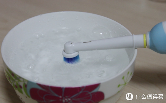 您真的需要一支电动牙刷，内含“变态”测试