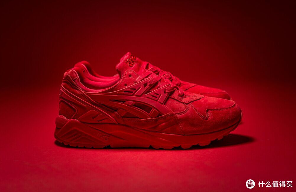 触目惊心的红：ASICS 亚瑟士 联合 Packer Shoes 推出 Triple Red 鞋款