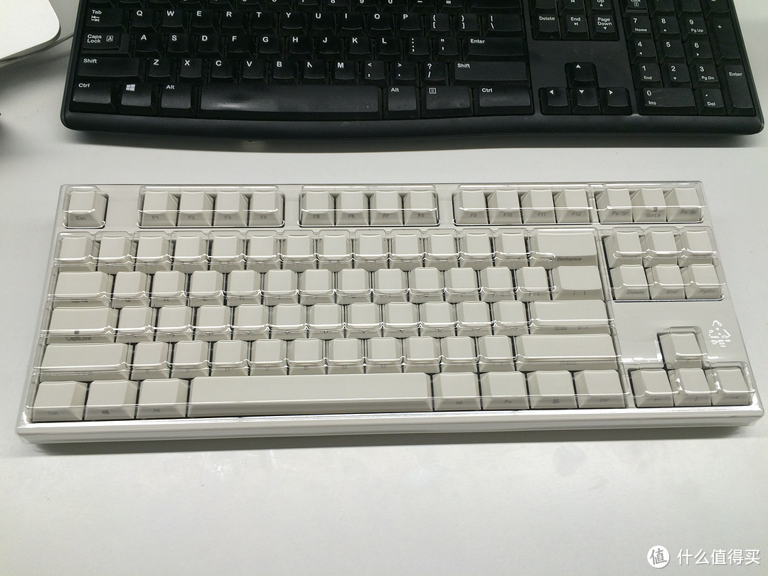 一触即发的极致手感：Leopold FC750R 白色红轴机械键盘