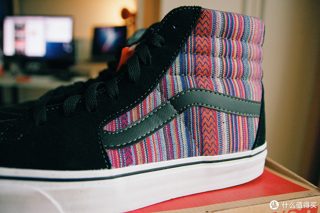 #本站首晒# 允许一部分人在夏天先花哨起来：Vans SK8-Hi GuateWeave Black/Multi 帆布鞋 开箱