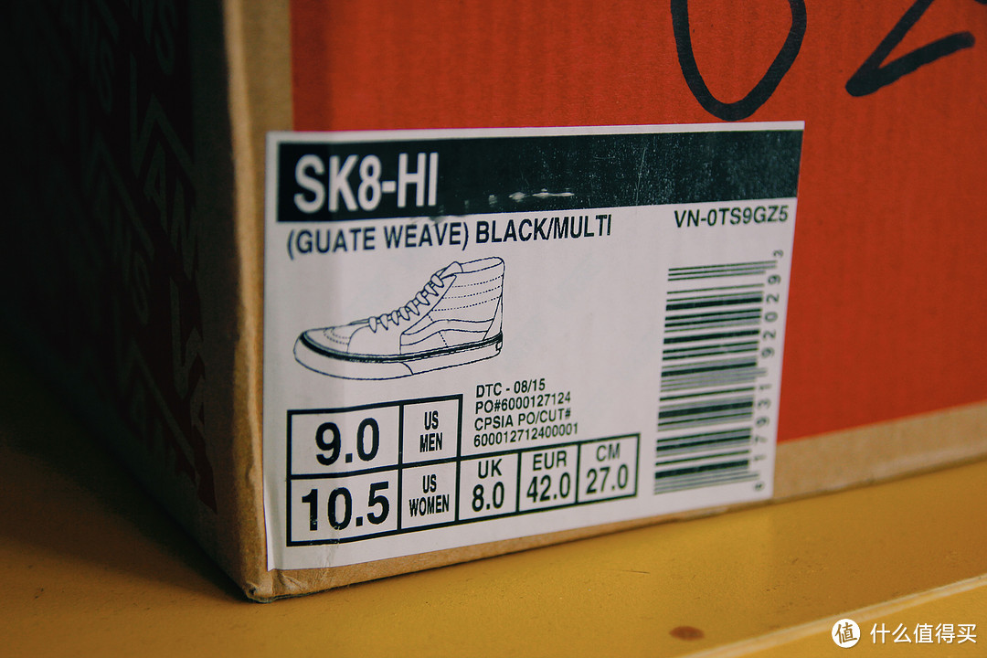 #本站首晒# 允许一部分人在夏天先花哨起来：Vans SK8-Hi GuateWeave Black/Multi 帆布鞋 开箱