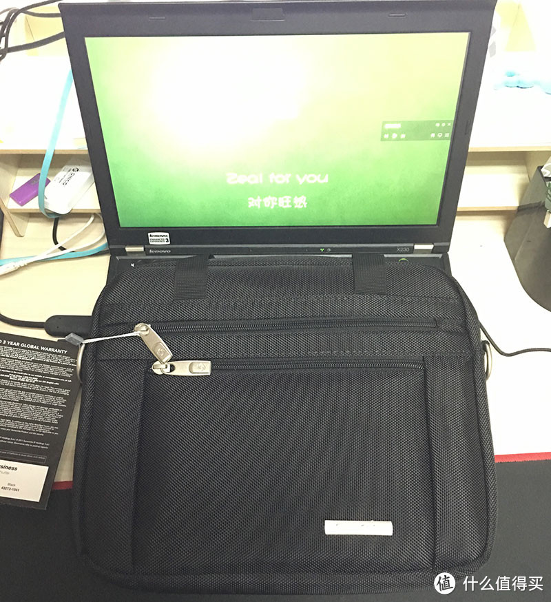 #本站首晒# 到底多能装，这不是EDC：12寸 Samsonite 新秀丽 Classic Business Netbook 商务公文包