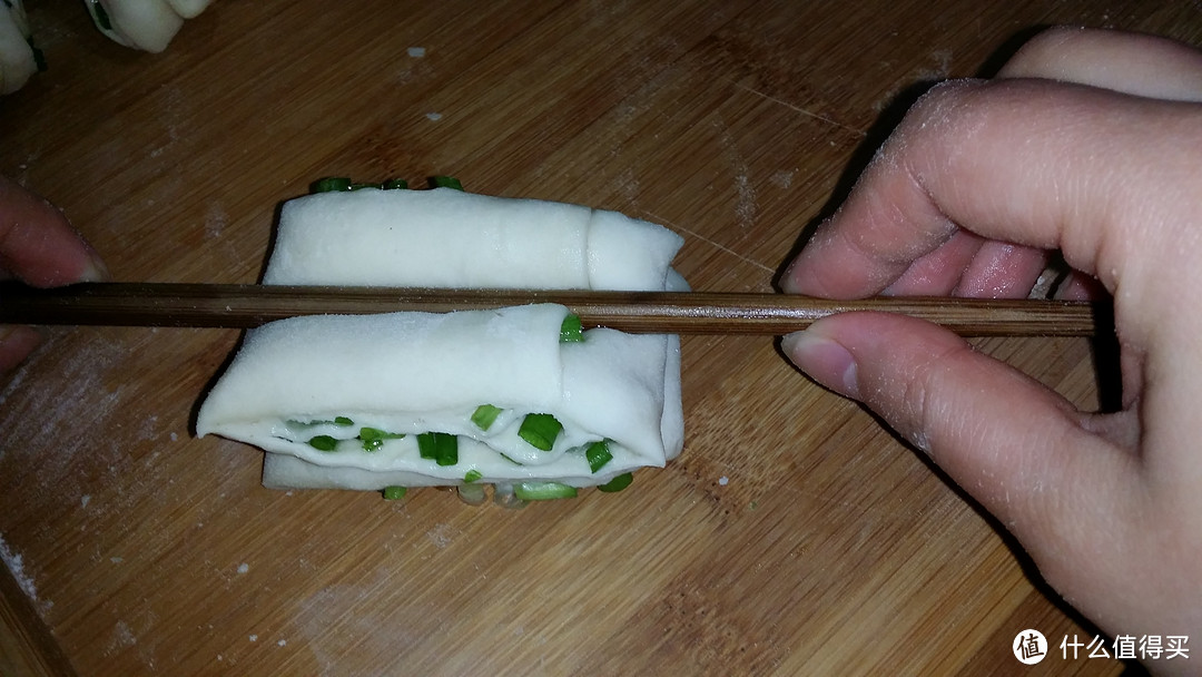 花卷记——面食小白的一次亲历（葱香、巧克力、奶香花卷）