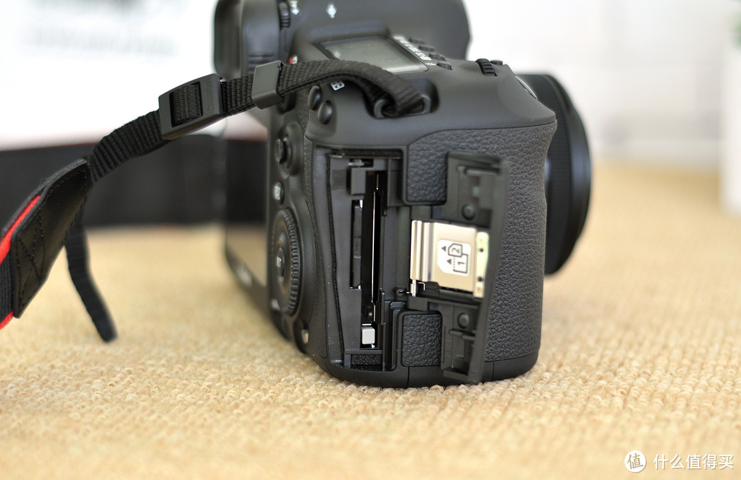 入手佳能5d mark iii 惜别尼康d90