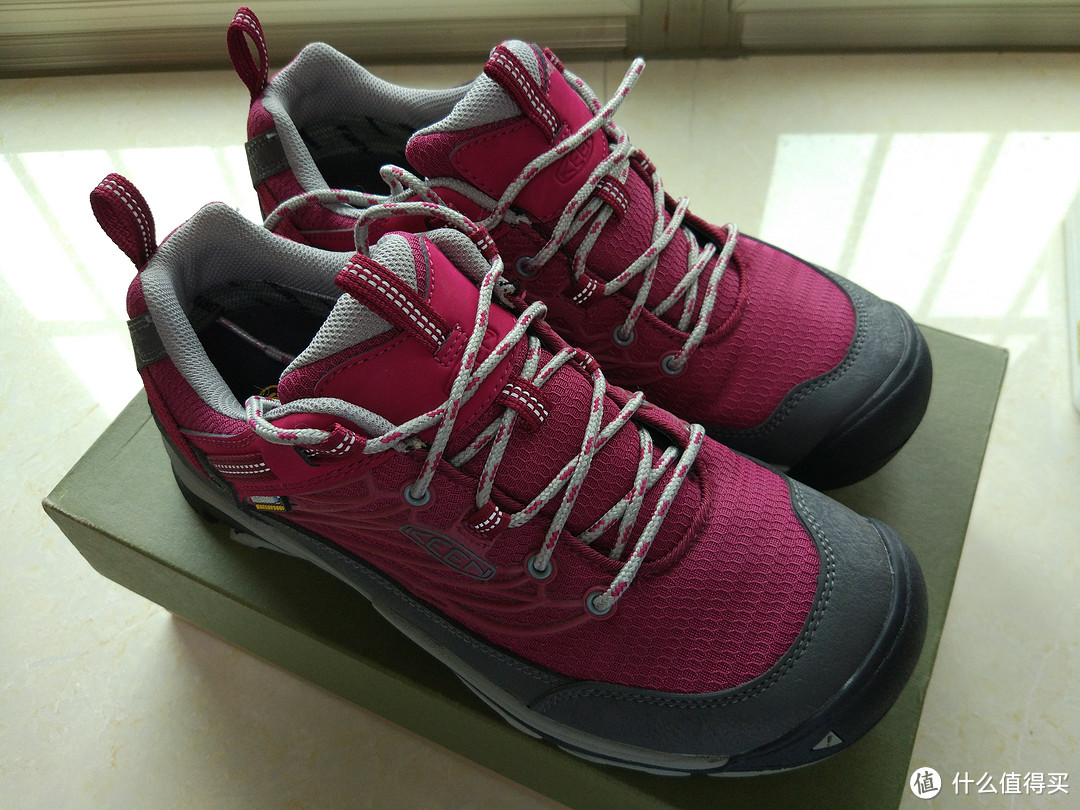 KEEN SALTZM WP Women BRG 8.5 Total 徒步鞋简单开箱