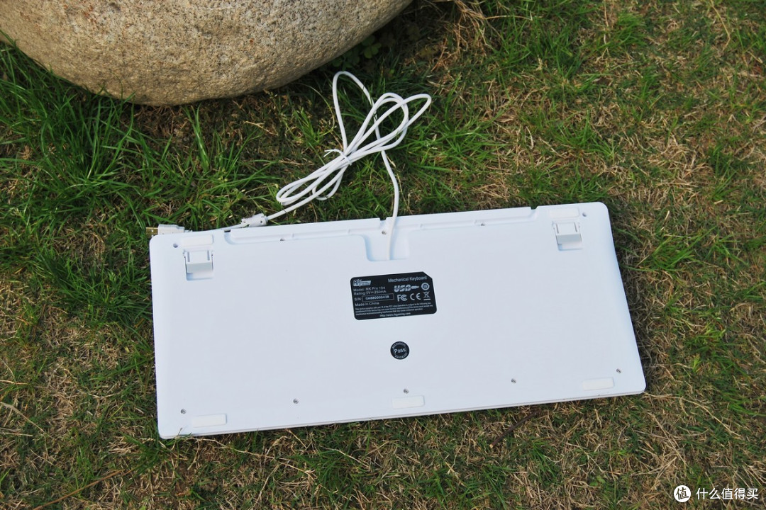 复古设计大手托——RK Pro104 RGB机械键盘评测