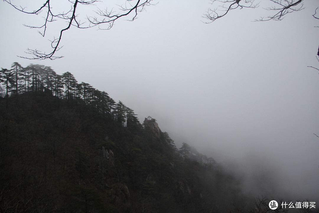 风雨中的黄山风景（留有遗憾，期待下次旅行）