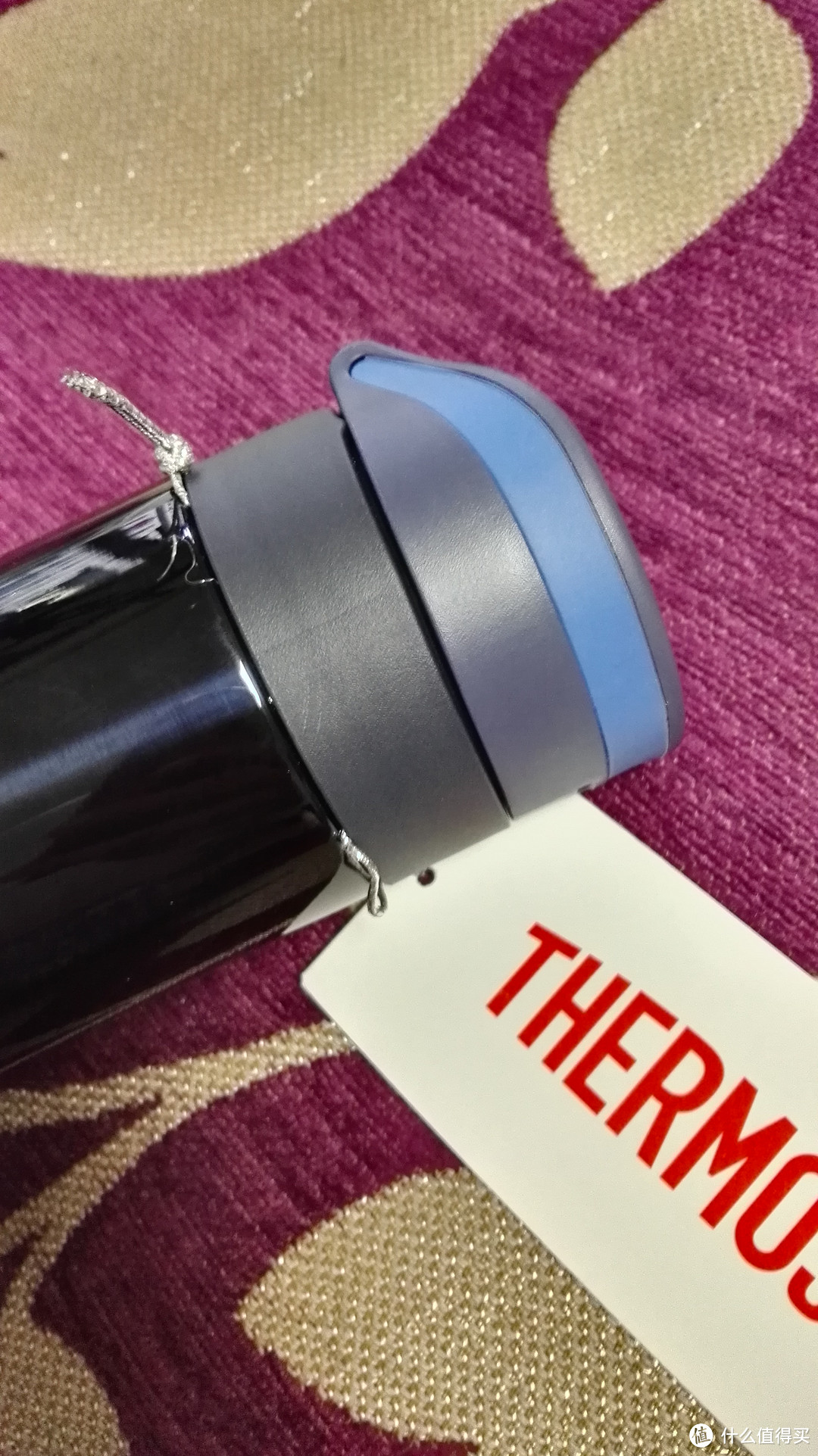 一轻遮百丑——THERMOS 膳魔师 JNS-450 BK 便携式保温杯 450ml 深蓝色