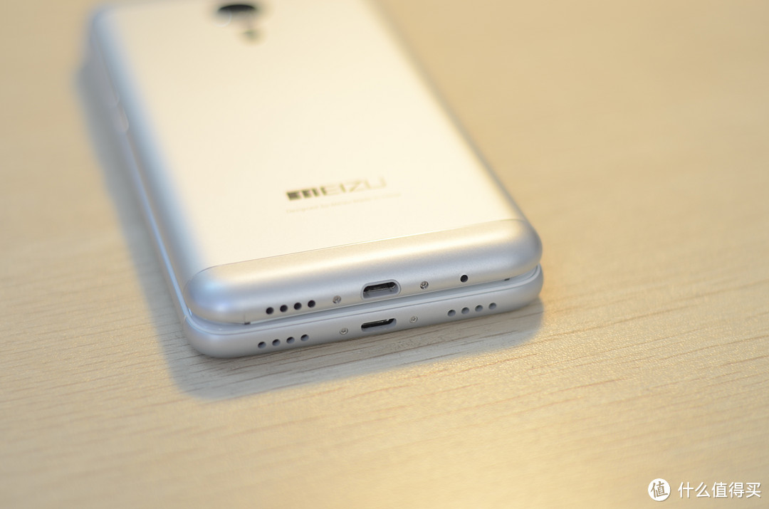 #本站首晒# 谁说旗舰机才有2.5D？MEIZU 魅族 魅蓝 Note3 银白色 开箱